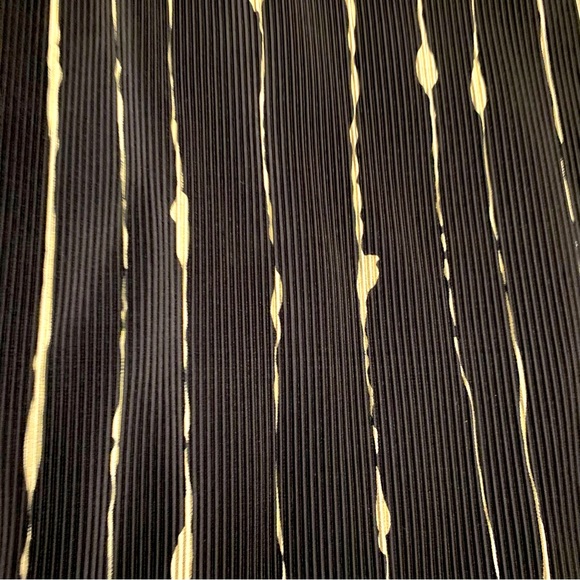 Rafael Black & Ivory Pleated Ribbed Sleeveless Midi Dress, Size Medium - Picture 3 of 8